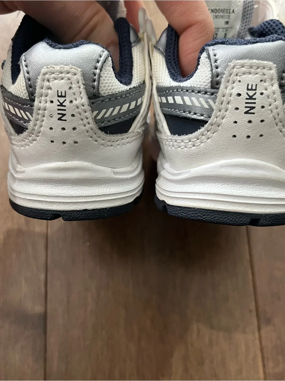✨2/$30✨ Nike Baby Sneakers - Picture 7 of 7